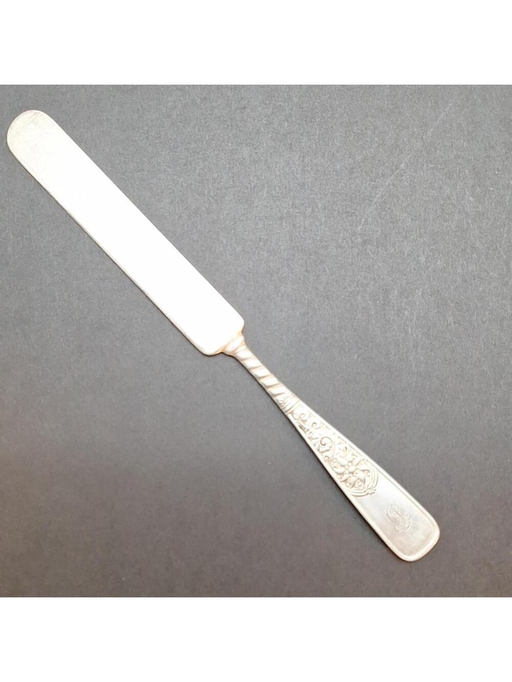 Knife Assyrian (Silverplate, 1887, Monograms) 1847 Rogers Bros AI, Intl. Silver